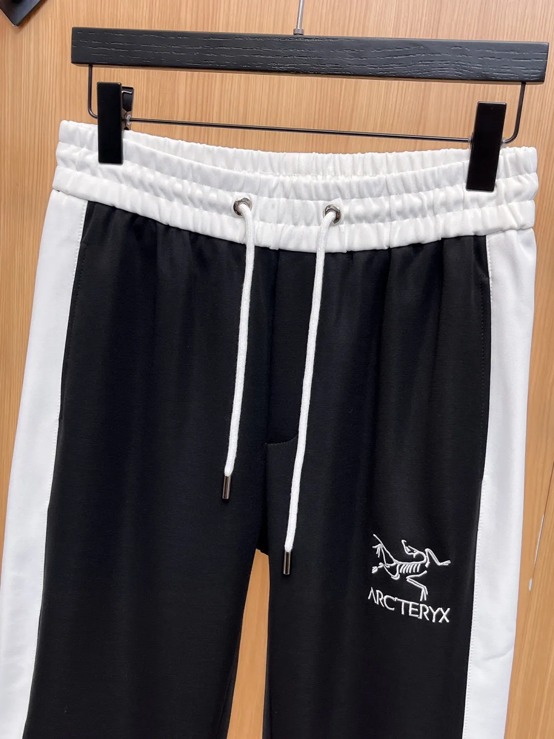 【ARCTERYX 】Hot Sale 2025 Hot Sale Original 🇭🇰 、 100%， ！ ！ Size：M-3XL（ 190 ）